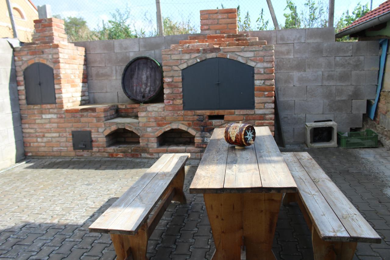 Vinařství Bičian Vrbovec Exterior foto